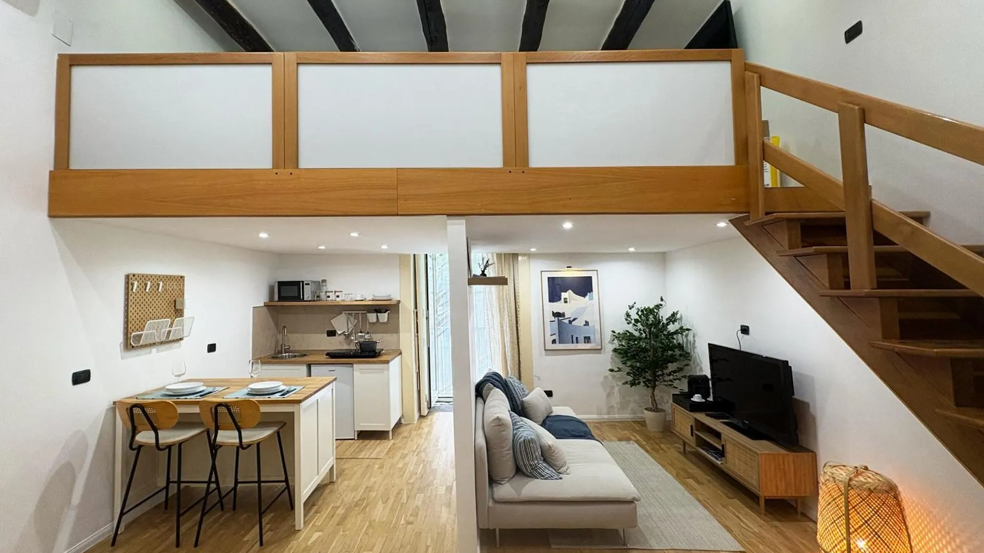 Blue Rattan - Toledo Apartment Naples